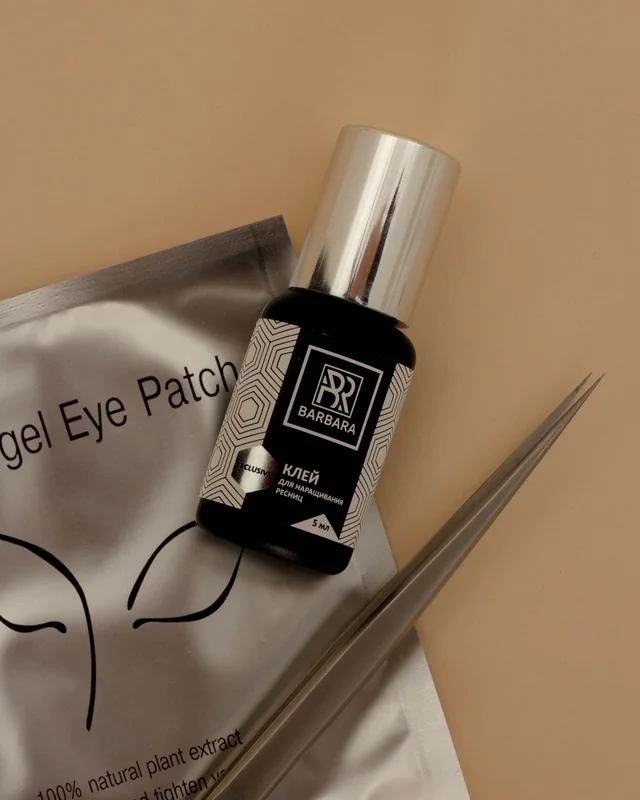 Lash kit, prepped per client